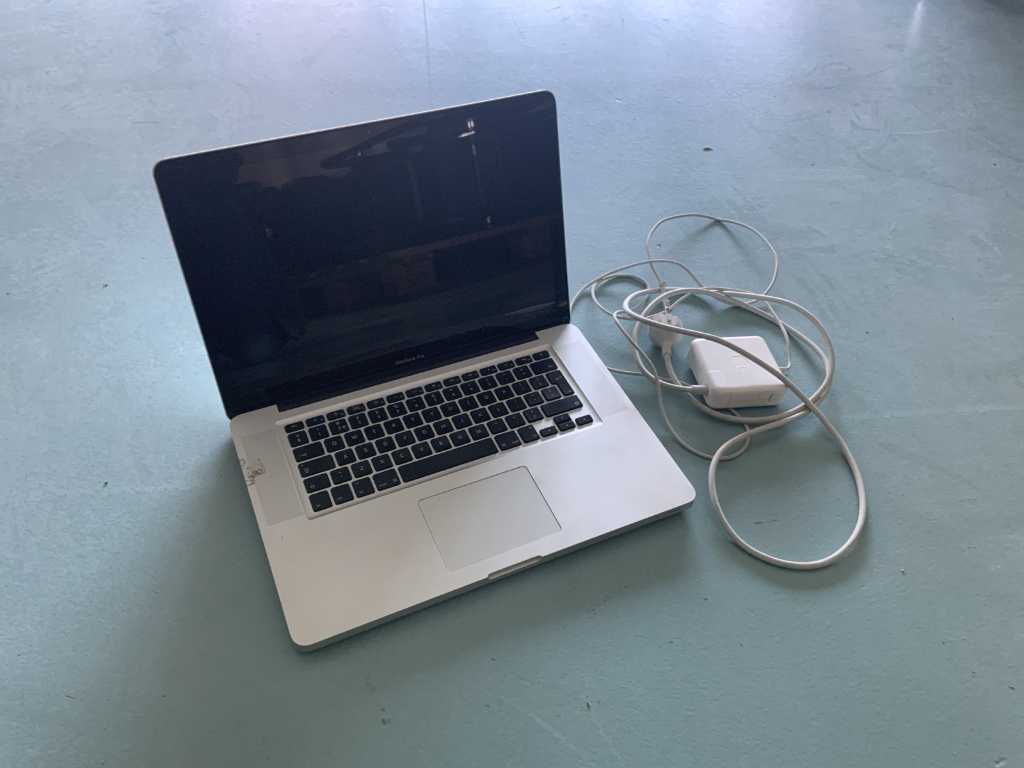 2010 Apple MacBook Pro A1286 Ordinateur portable