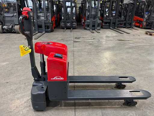 2020 Linde MT15 1,500 kg LI-ION Platformer pentru furnici