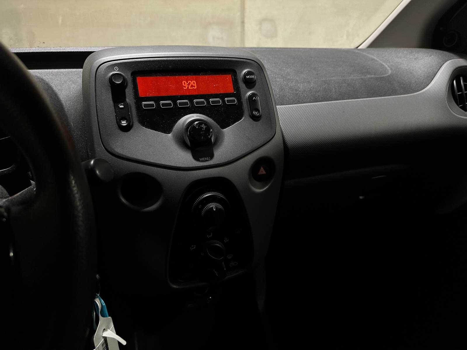 Peugeot 108 1.0 e-VTi Active 72pk 2021 (Origineel-NL), N-569-KN