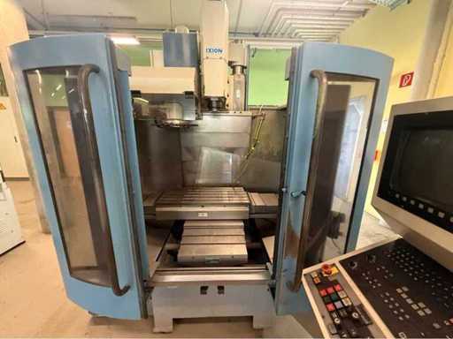 1996 Ixion 30 CNC Vertical Machining Centers