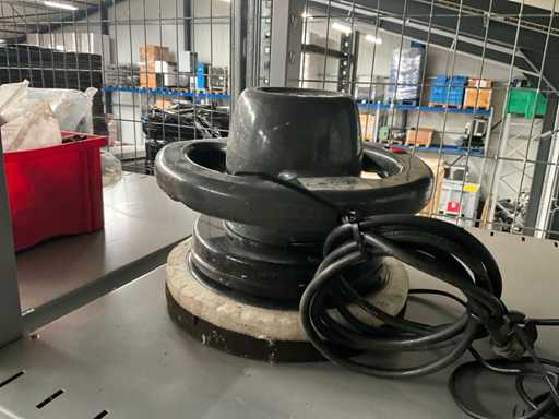 Polisseuse de sol Kinzo 8E925