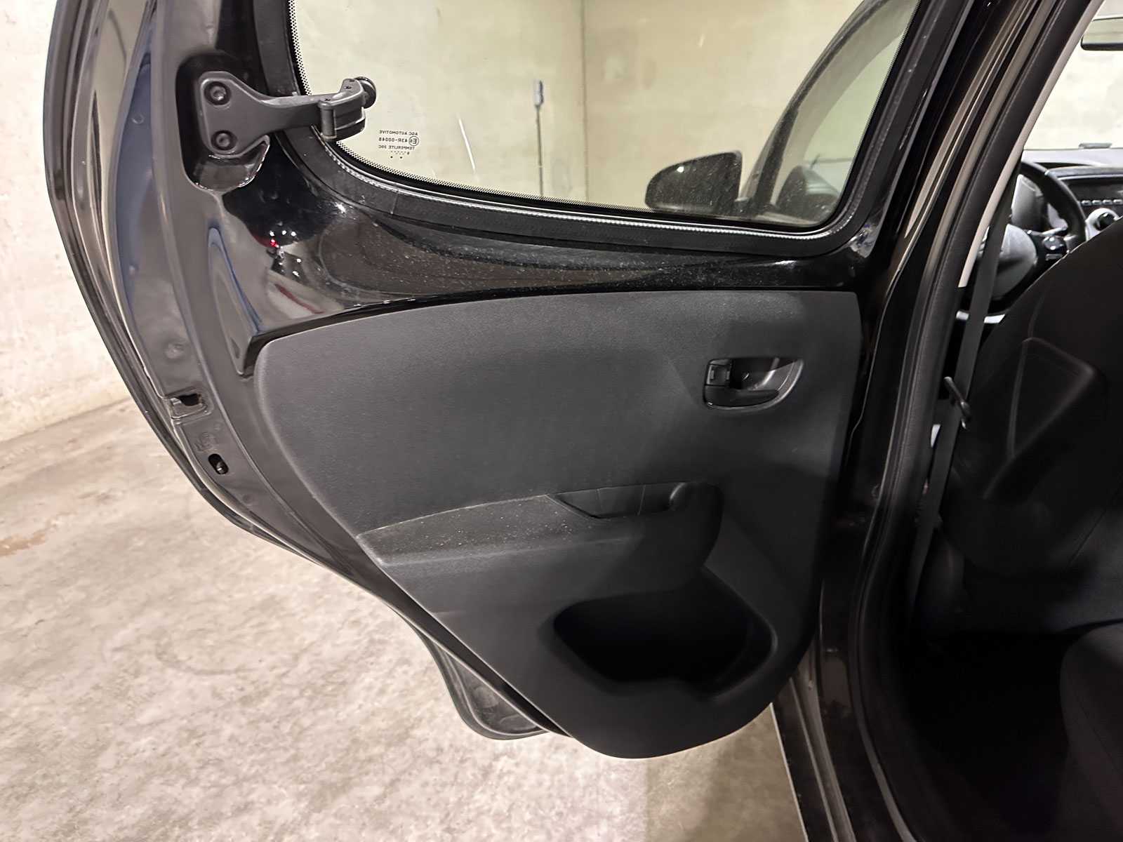 Citroen C1 1.0 VTi Feel 72pk 2020 (Origineel-NL + 1e eigenaar), H-148-BX