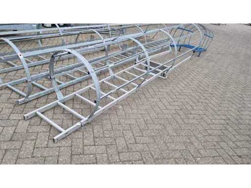 Cage ladder