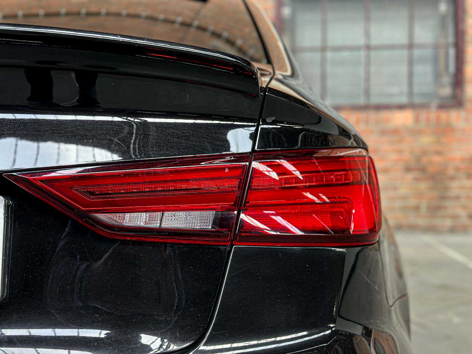 Audi A3 (RS3-LOOK) 1.8 TFSI 250pk 2015, G-248-DP