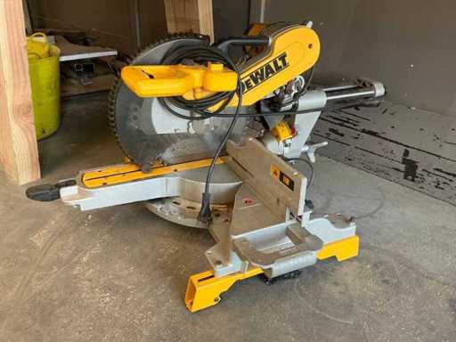 DeWalt DWS780 12 Miter Saw