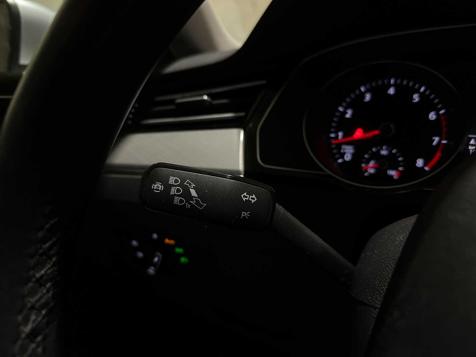 Volkswagen Passat Variant 1.5 TSI Comfort Business 7-DSG 150pk 2020 (Origineel-NL + 1 Eigenaar), H-063-TT