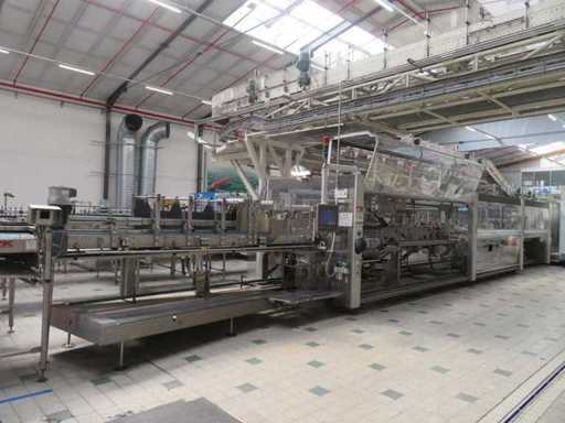 KHS GmbH - TSP A-M - Tray Shrink Packer With Shrink Wrapper - 2015