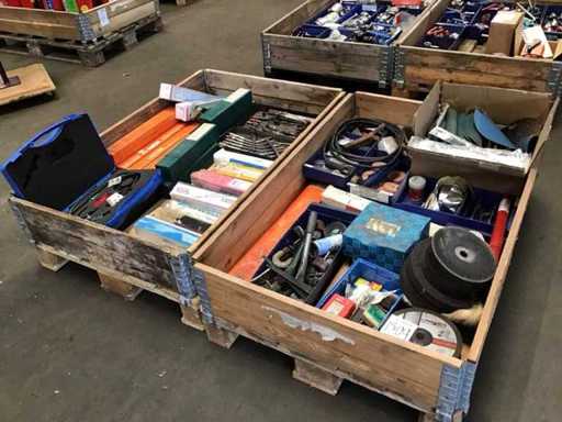 pallets lasbenodigheden (2x)