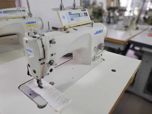 JUKI - DLN-9010SS - Needle feed Lockstitch Sewing Machines with needle feed