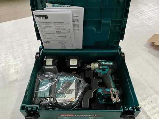 Makita DTW300RTJ Accu Slagmoersleutel met lader en 2 accu’s