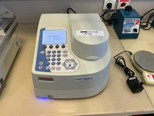 THERMO SCIENTIFIC GENESYS 10 S UV-VIS Spektrofotometr