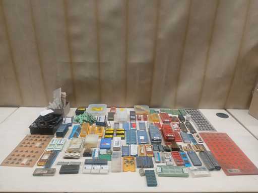   Various  carbide inserts 