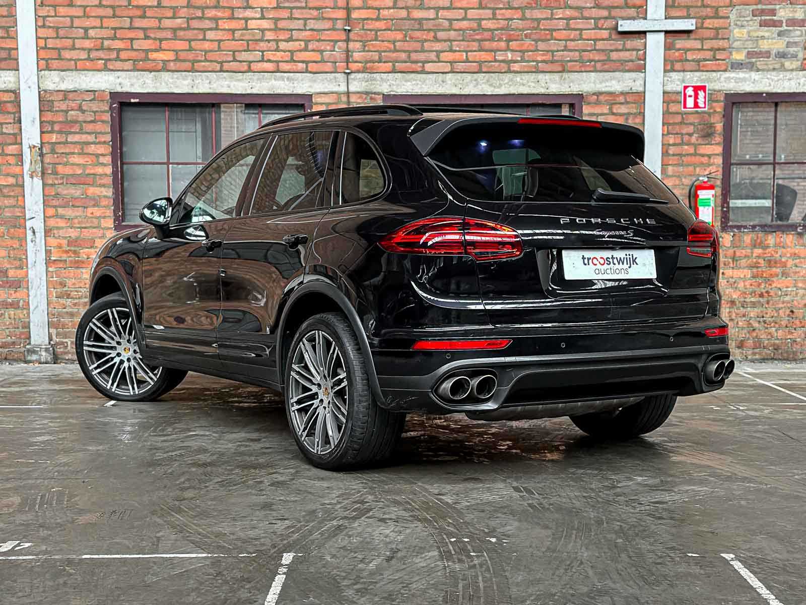 Porsche Cayenne S 3.6 V6 420pk 2014, K-204-BH