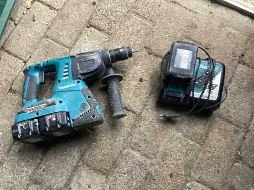 Makita DHR264 Drill