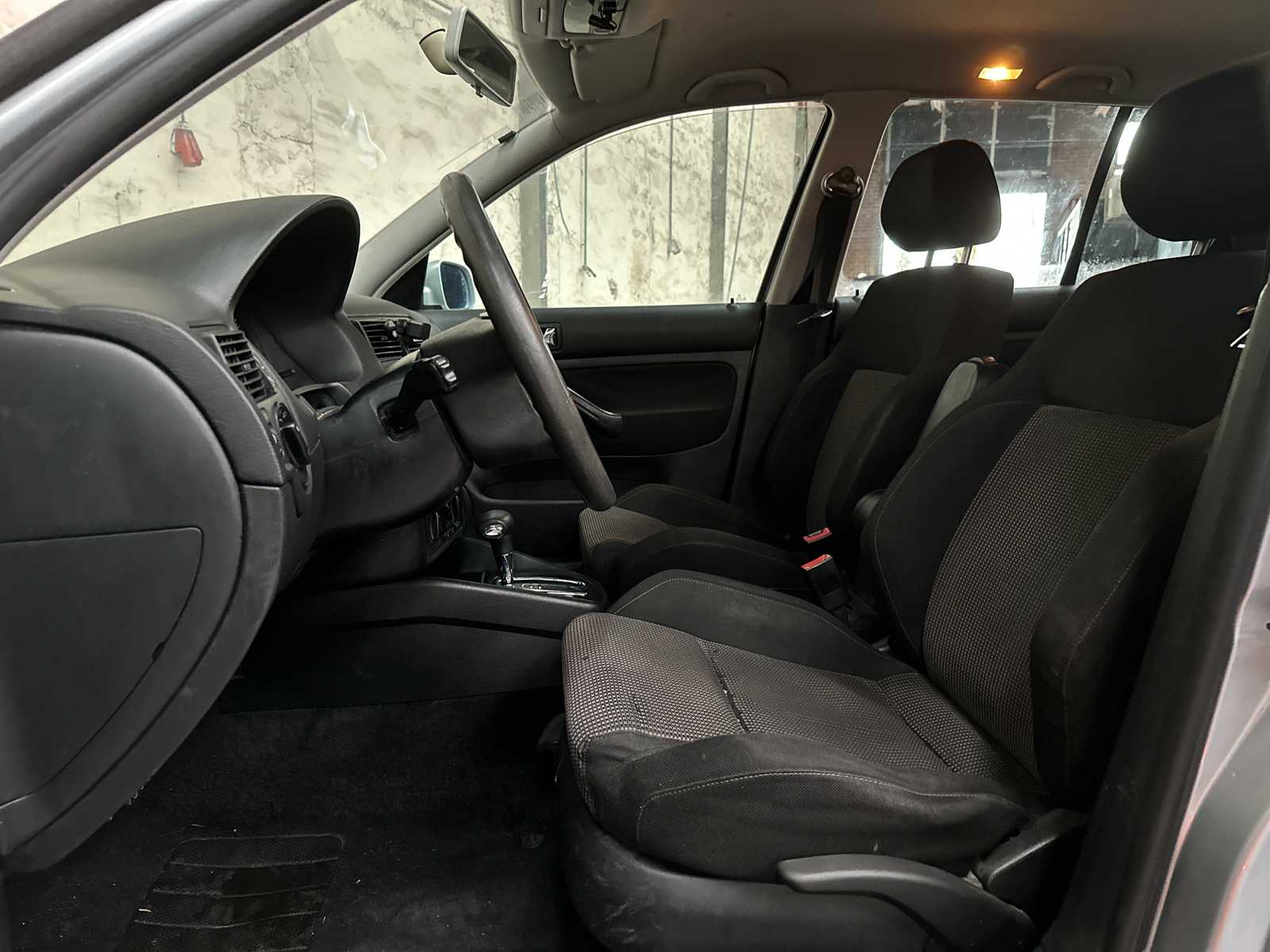 Volkswagen Golf 1.6 Trendline 101pk 2001 AUTOMAAT, 23-HP-FX