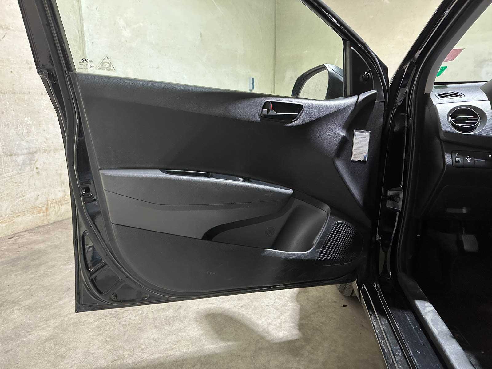 Hyundai i10 1.0i i-Motion 67pk 2018 (Origineel-NL), PX-587-K