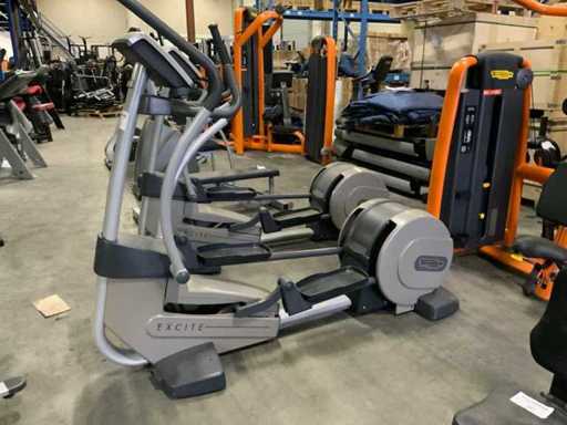Technogym excite synchro 500 elliptique elliptique à entraînement