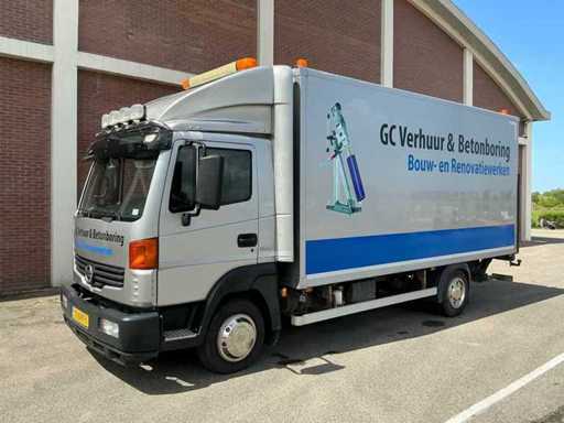 Nissan Atleon Truck 2011
