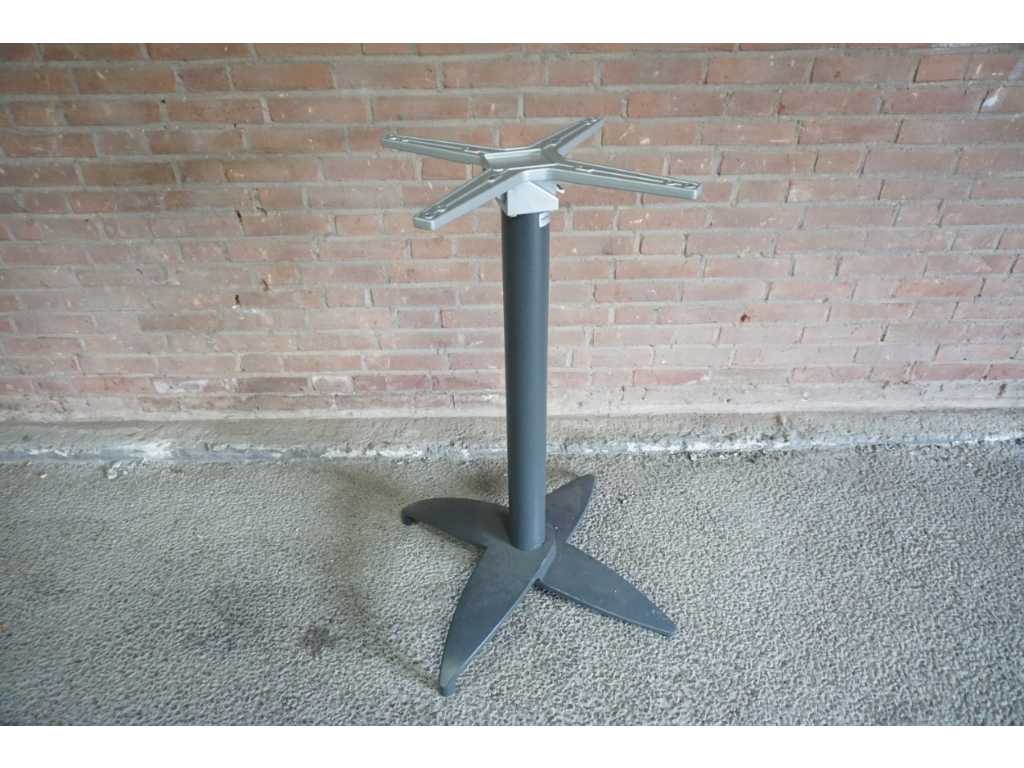 Satellite - speedo 4 - Patio table frame