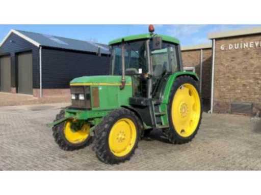 e6887ce7-f853-488e-8dfe-12a1e6df6870.mp4