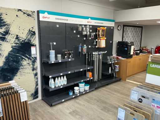 Rafturile magazinelor