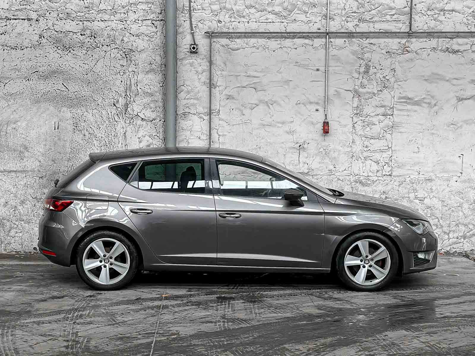 SEAT Leon 1.4 EcoTSI FR Connect 150pk 2016, G-727-KT