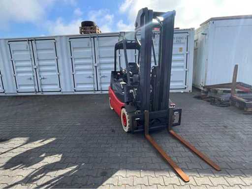 Linde E25 336-82 heftruck