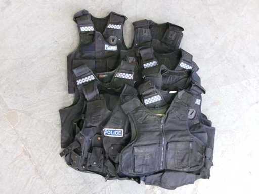 Mieszanka kamizelki policyjnej, częściowo wadliwa (R13) (11x)