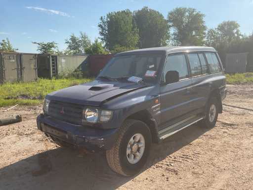 Mitsubishi Pajero Intercooler turbo 2800 Personenauto
