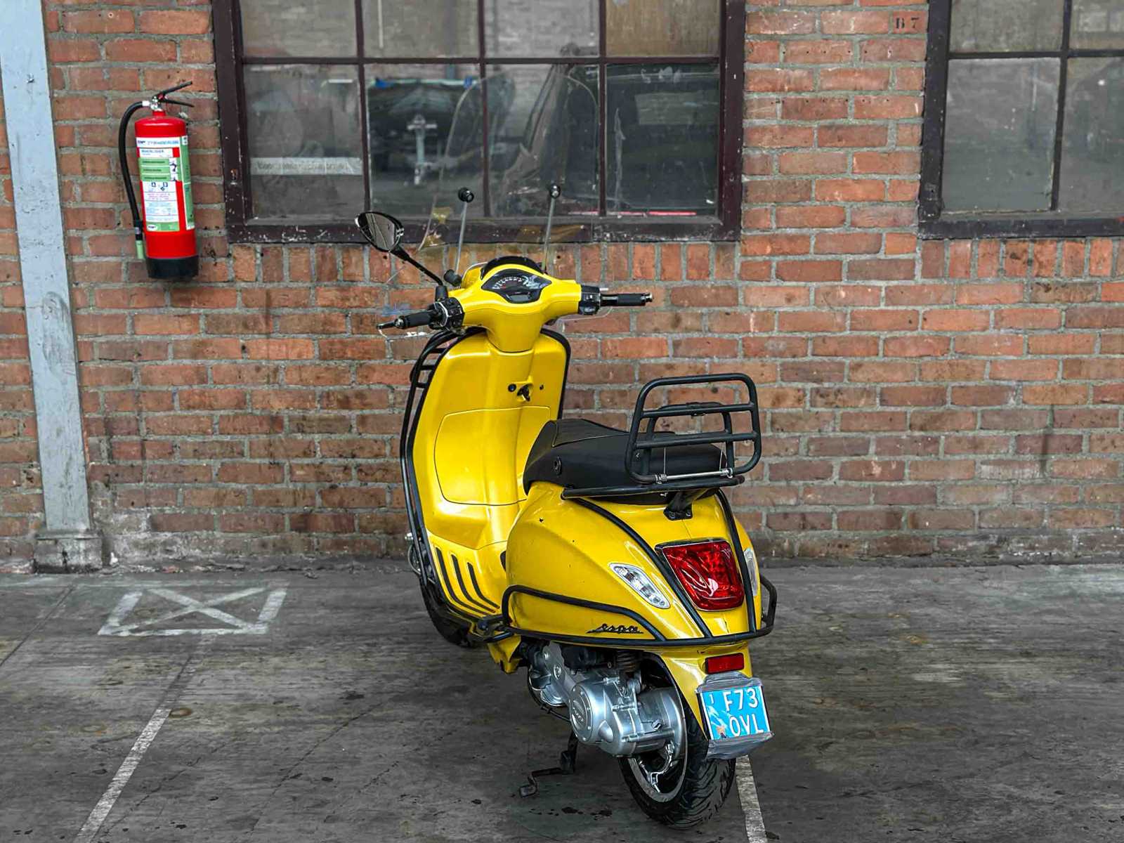 Vespa Sprint 4T Piaggio 2015, F-730-VL Scooter 