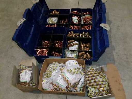 Lot of Viega Profipress press couplings Ø22 mm including sorting bins