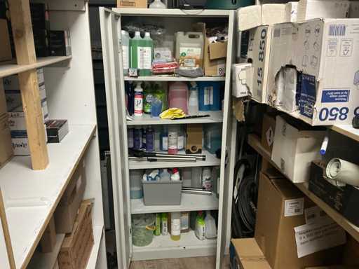 Partij schoonmaakmiddel