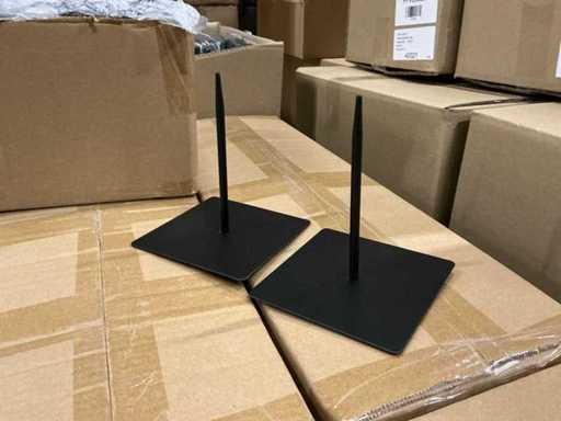 Prostokątny stojak z metalu z pinem H15cm czarnym żelazem (1332x)