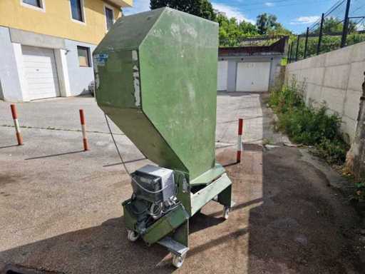 VEM Antriebstechnik AG - KPFR 132 M6 - Granulateur - 1992