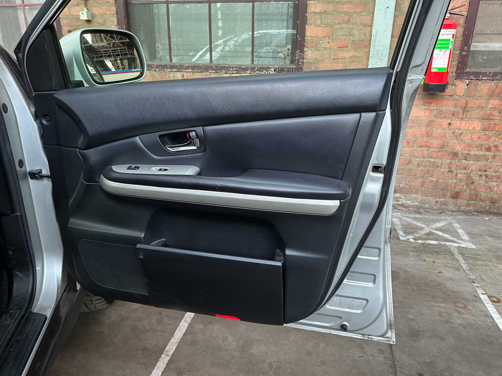 Lexus RX 400h Executive 3.3 211pk 2005 (Origineel-NL), 66-RT-XK