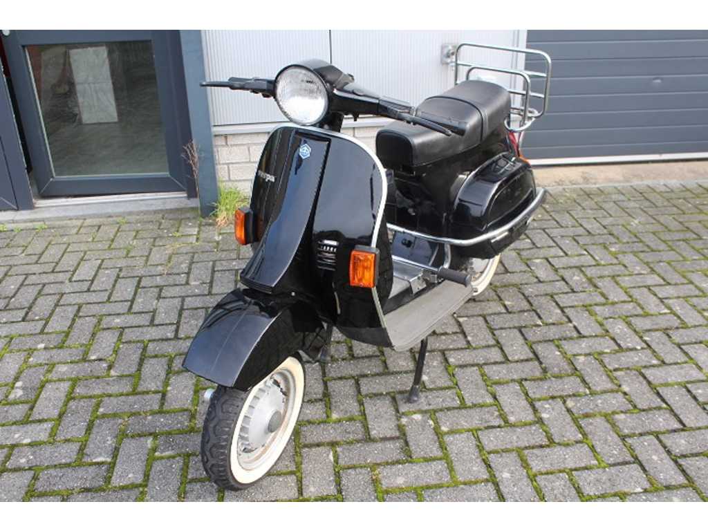 Vespa Piaggio - PK50 - Retro scooter