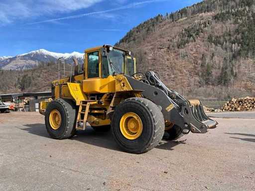 2001 Volvo L 150D Wheel Loader