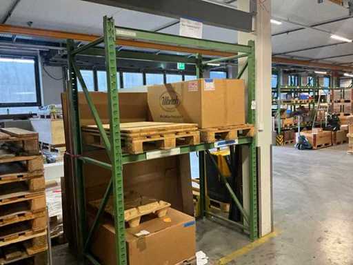 Pallet rack without contents