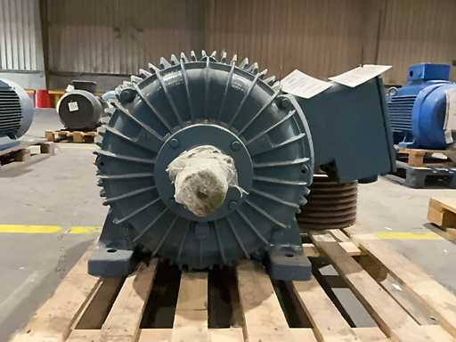 Silnik elektryczny SIEMENS 110kW