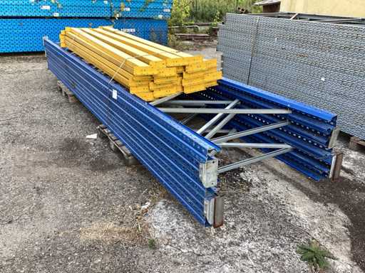 Pallet racking