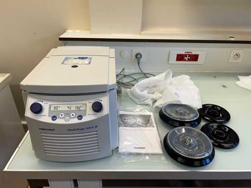 Eppendorf - 5415R - Centrifuge