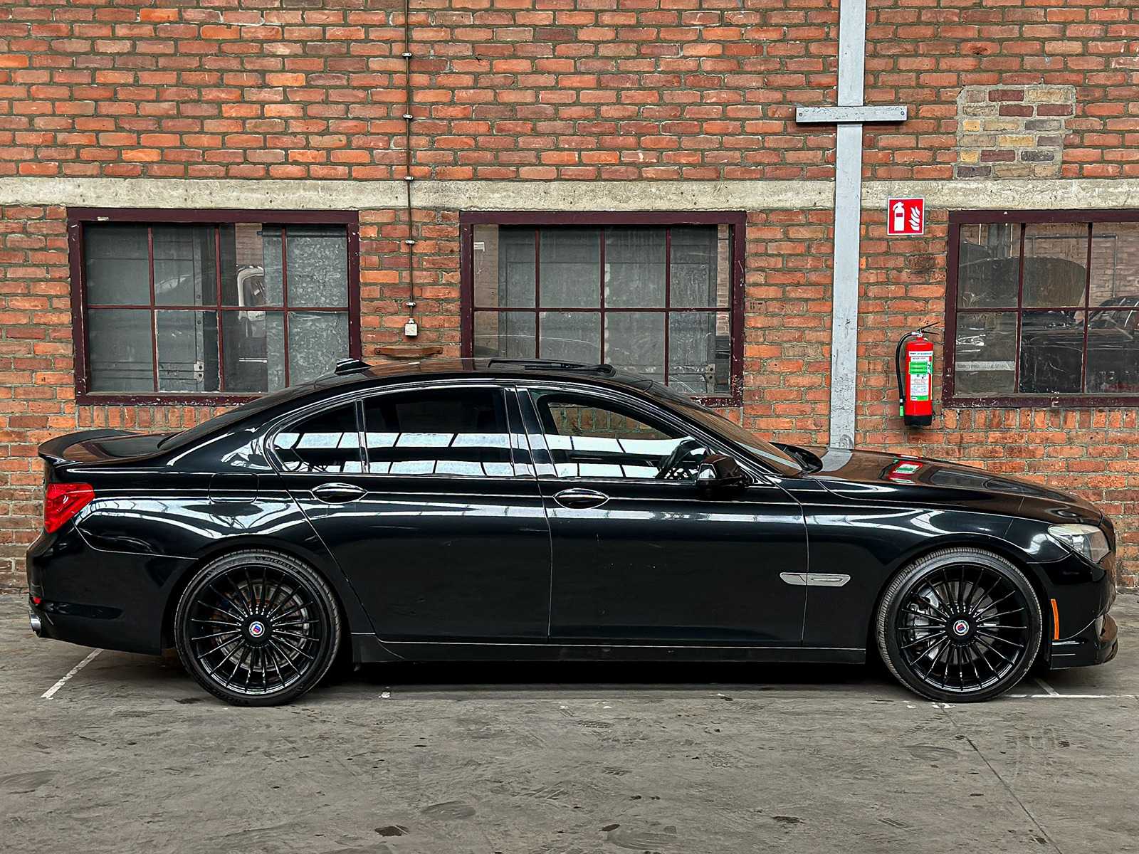 BMW Alpina B7 V8 507pk 2011