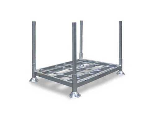 Gestapelte Rack-Stapelrüchse mit Stützen 1300x1300x840 mm (x4)