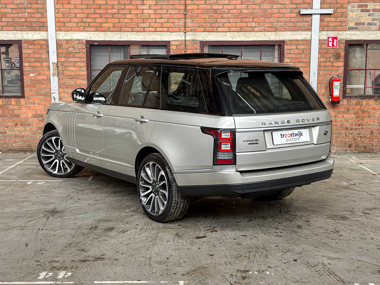Land Rover Range Rover 4.4 SDV8 Autobiograpy 340pk 2014 (Origineel-NL), 4-THS-30