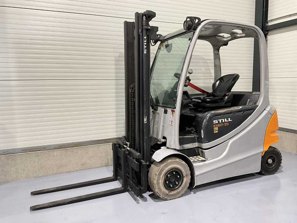 Still RX60-25 Forklift freelift