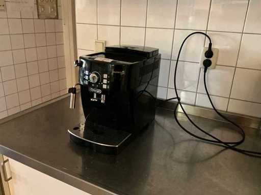 Delonghi Magnifica S Koffiemachines