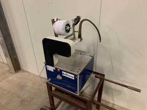 Maszyna do wiązania Cyklop Mini R Axro z 2003 roku