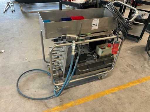 Greenlee Hydraulic Punching Machine