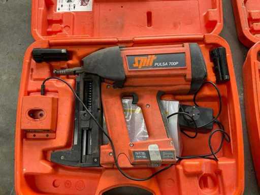 Paslode Pulsa 700 P Tacker