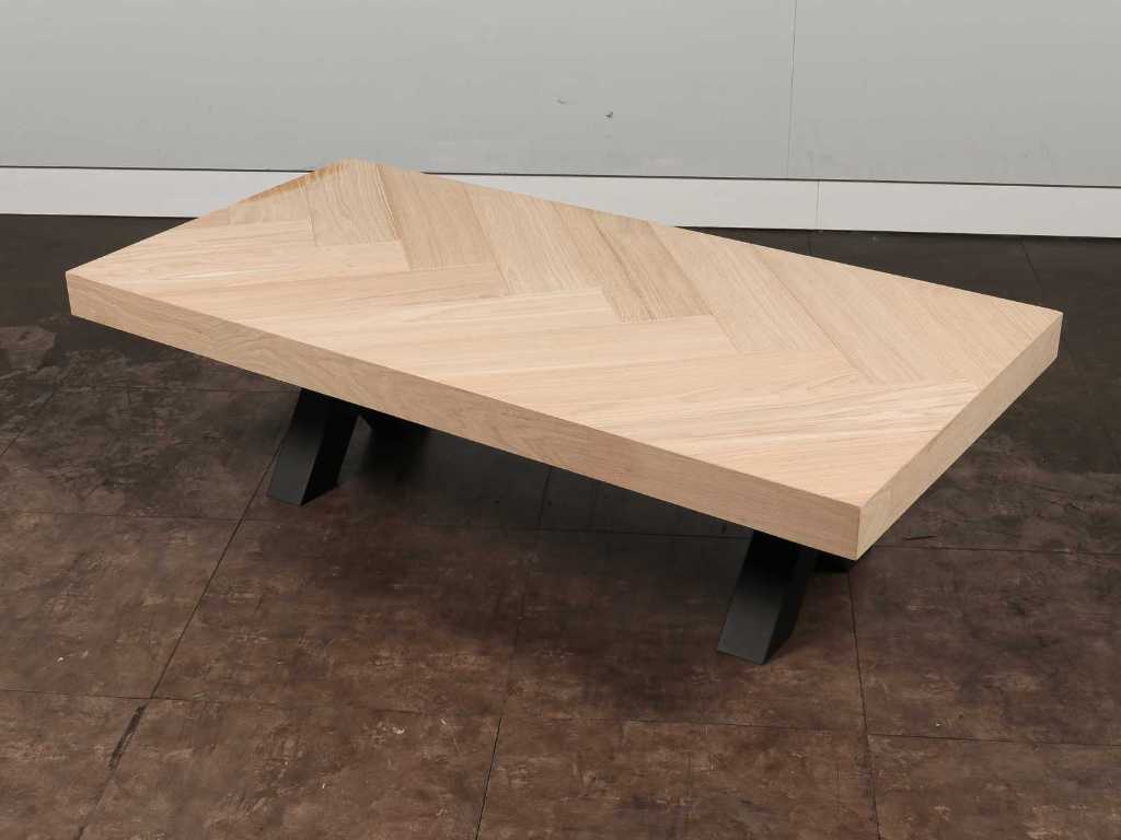 Table basse chêne plateau chevrons 140 x 70 cm